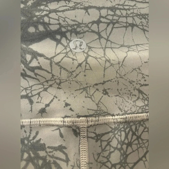 Lululemon Wunder Train HR Tight 25” Dye Size 20 - Picture 4 of 14